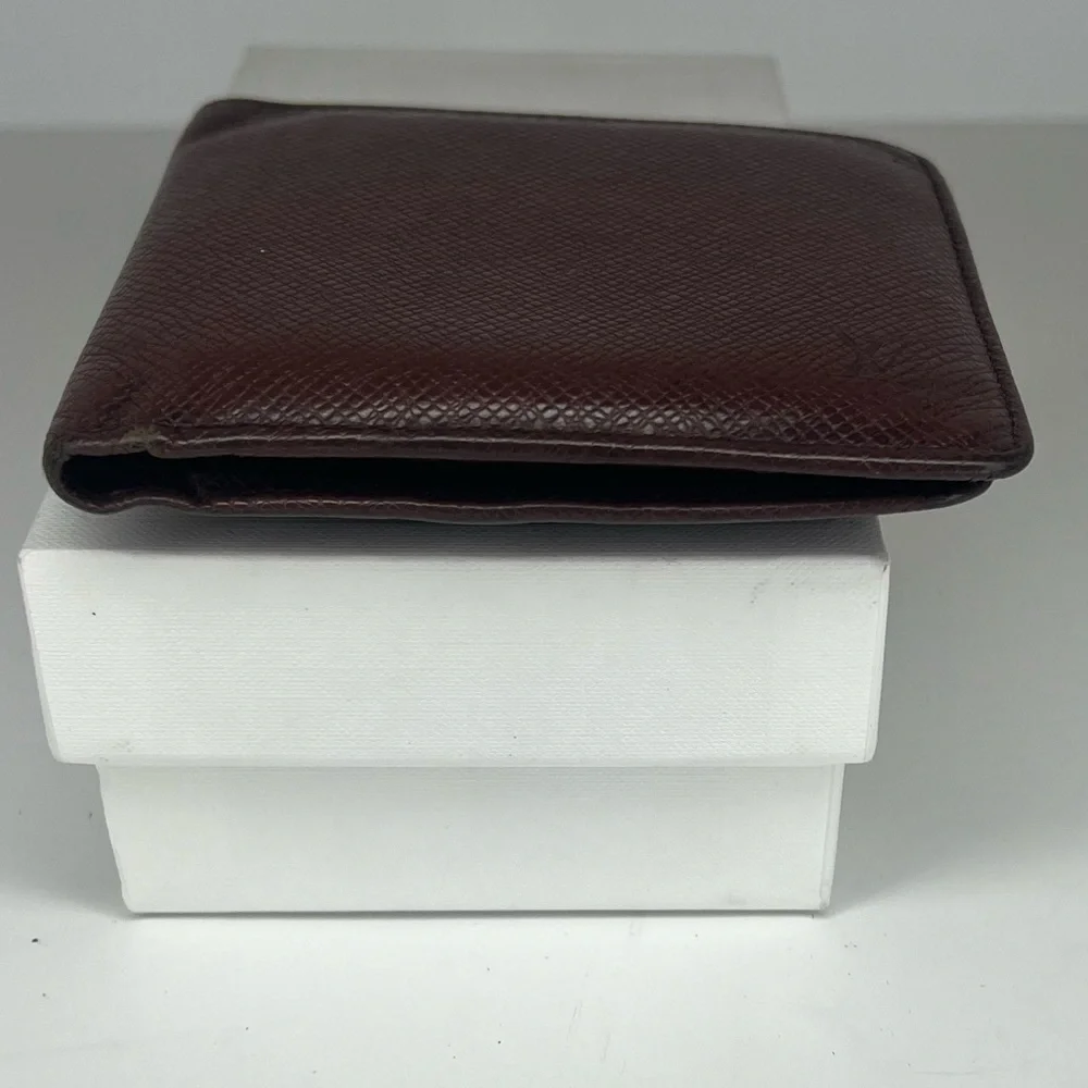 🤎Louis‎ Vuitton Brown Taiga Leather Bifold Wallet | PRELOVED!!🤎